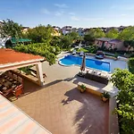 Villa Beauty Luxury